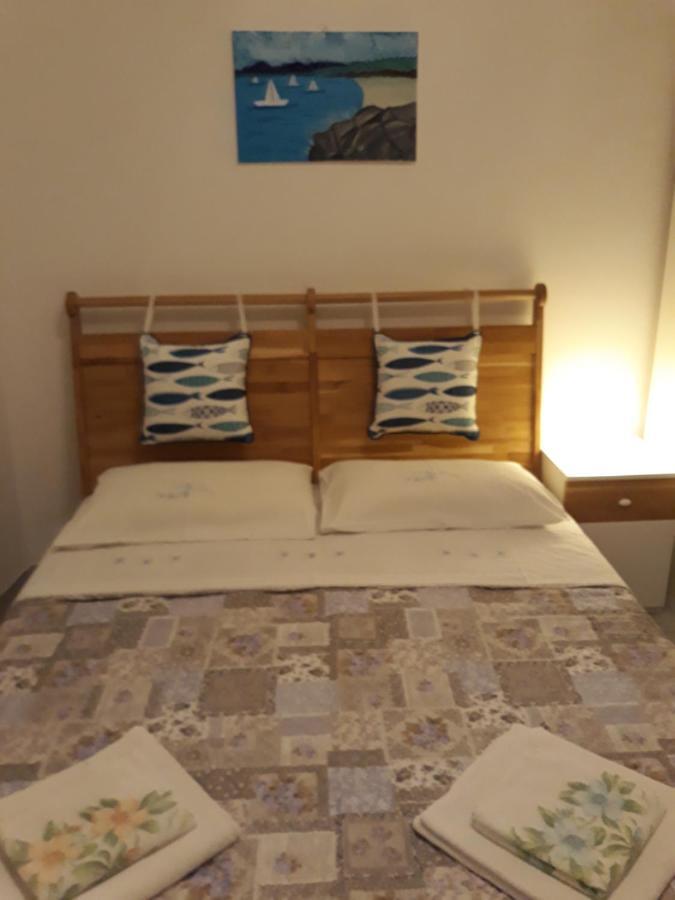 Apartmani Vinko โบล ภายนอก รูปภาพ